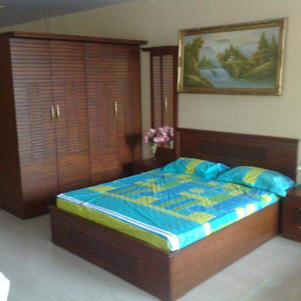 Wardrobe Veneer Grooves