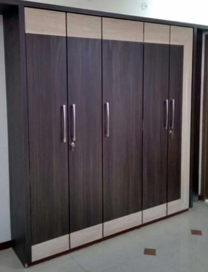 Wardrobe Laminated 5 doors