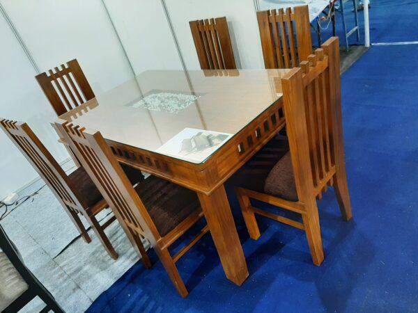Dining table Pillar Grooves with 6 chairs (Custom)