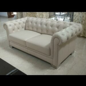 Chesterfield classic 2 seater (custom)