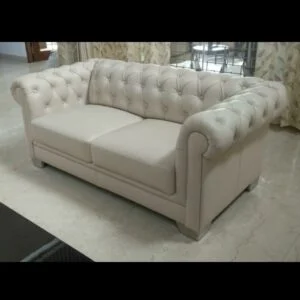 Chesterfield classic 2 seater (custom)